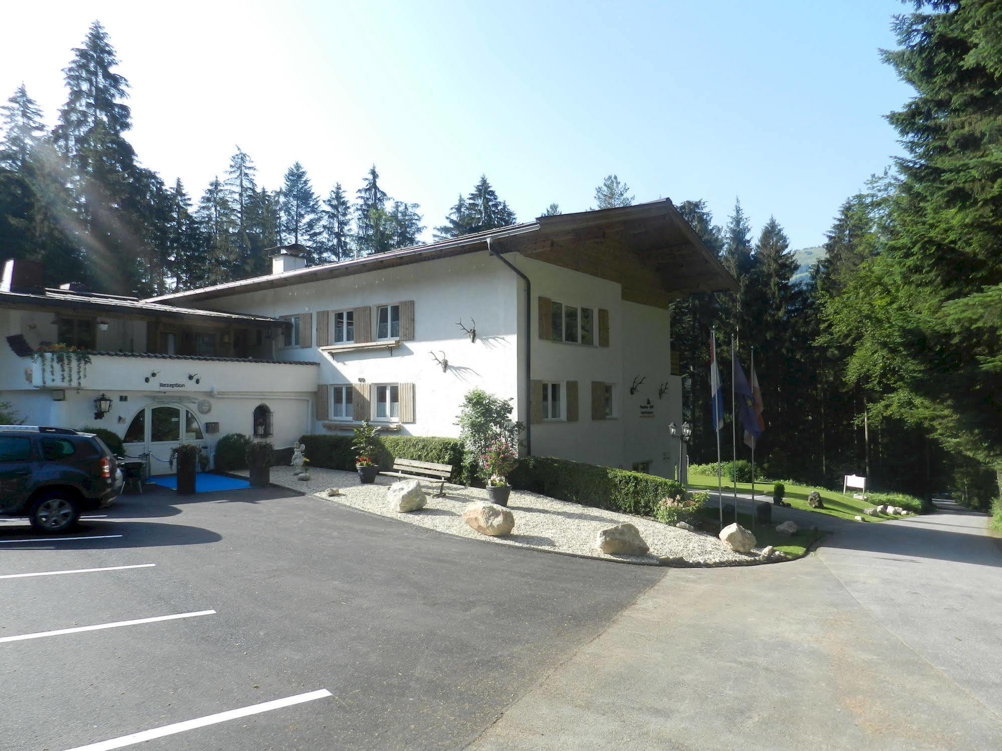 Pension Und Appartements Hartkaiser Ellmau Exterior photo